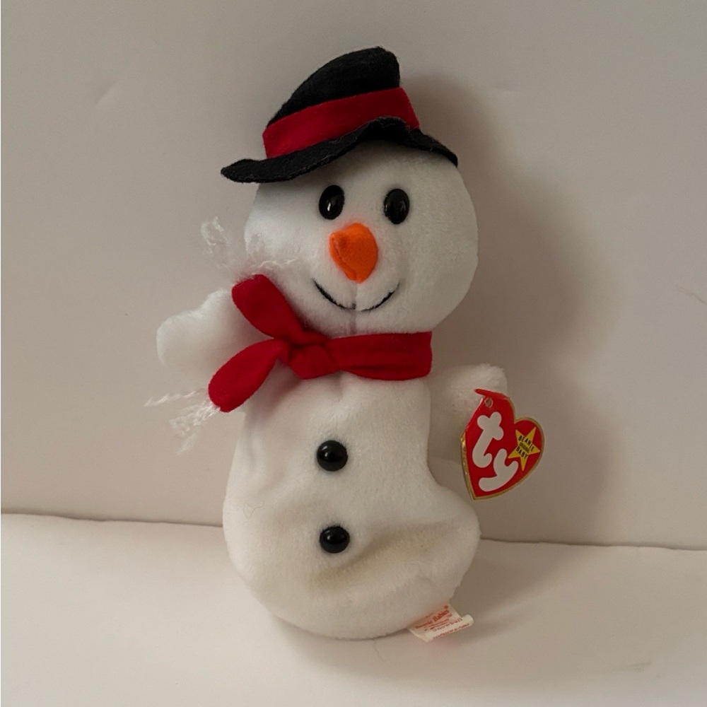 “Snowball” retired Beanie baby 1996.  Brand new.   Excellent/mint condition